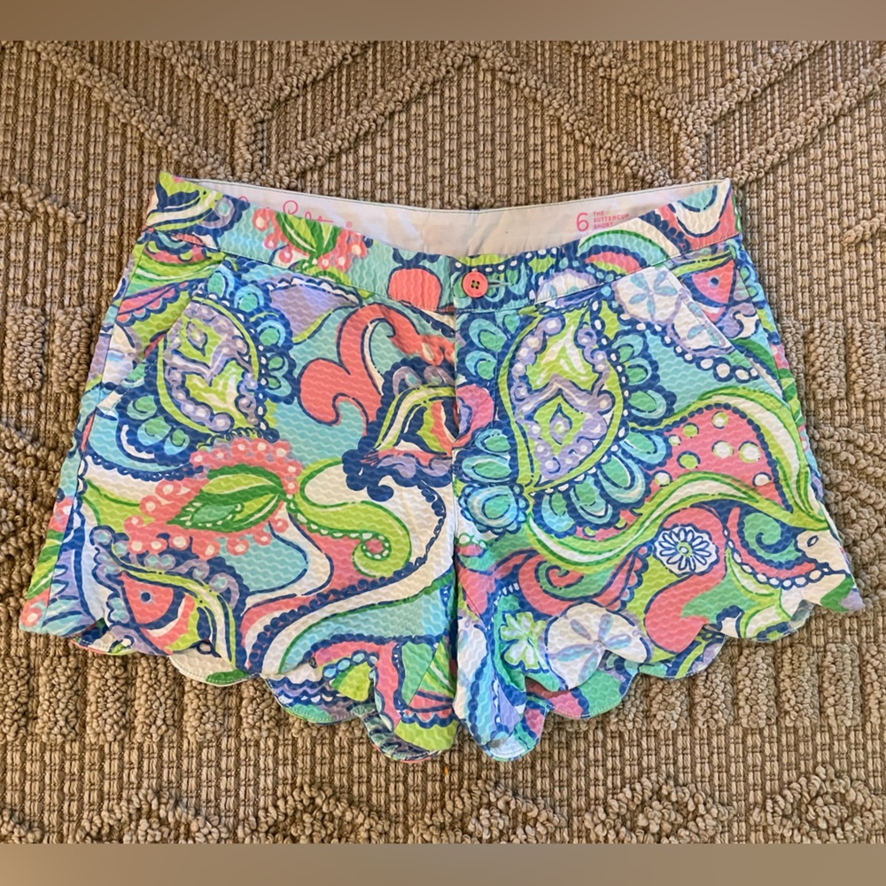 Lilly Pulitzer Buttercup Style Shorts, Size 6, EUC.